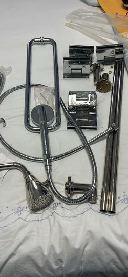 Water works bathroom set