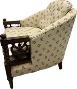 ANTIQUE CHAIR VICTORIAN STYLE 