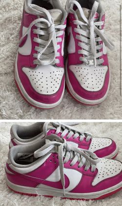 Nikes hot Pink / White