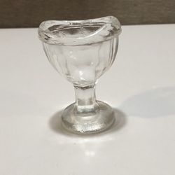 ANTIQUE Clear Glass Eye WashCup Glass - 2"x1".