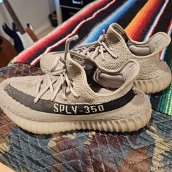 Yeezy 350 Men's 9.5 