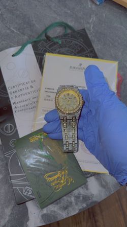 CUSTOM ICED OUT WATCH