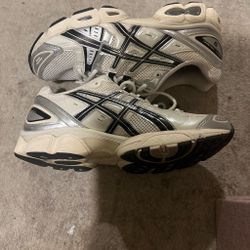 ASICS Gel Kayano 14 white & gray sneakers