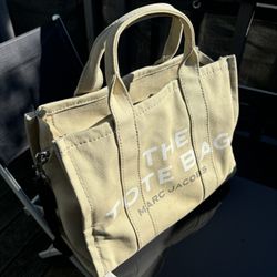 The Canvas Medium Tote Bag