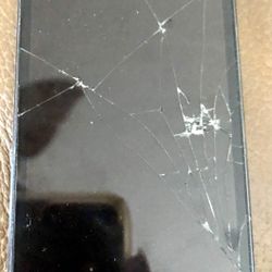 Apple I Phone 5 Black/slate A1428 Cracked Screen