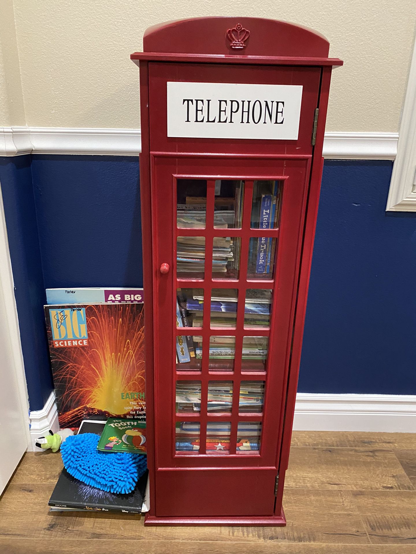 Telephone Booth Bookcase