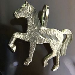 10K Yellow Gold Horse Pendant