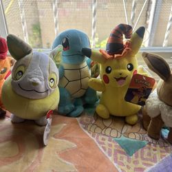 Pokémon Plushies 