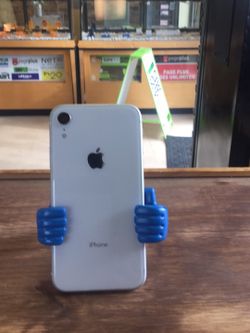 iPhone XR white AT&T cricket Straight talk