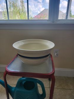 Friendship pottery