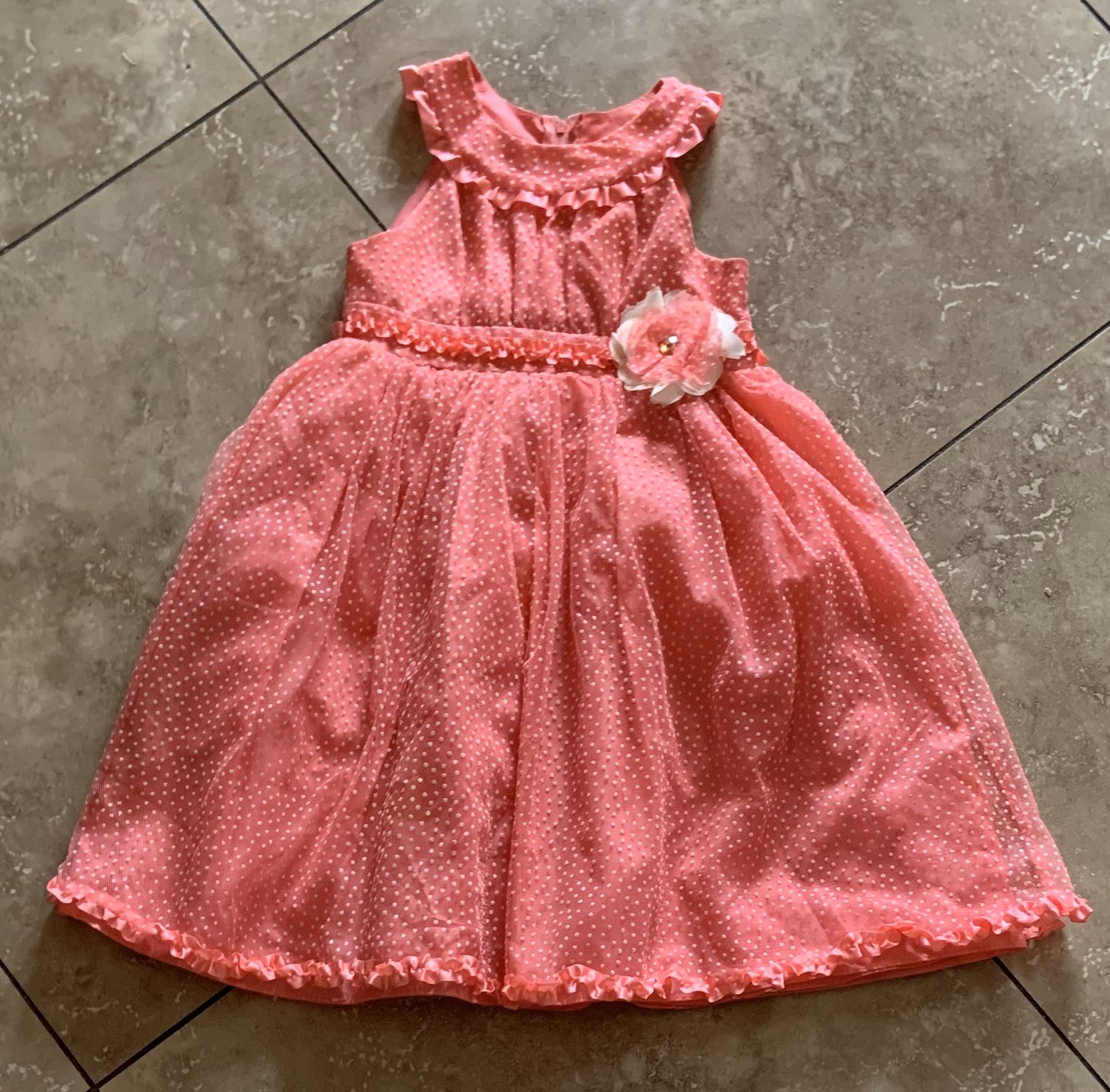 Girl’s dress from Macy’s size 6