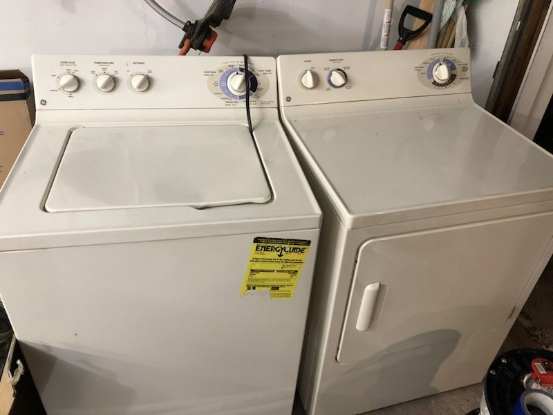 Used GE washer & dryer set. Works great!