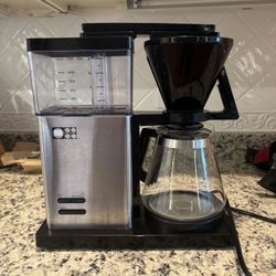 Motif 8 cup Coffee Maker