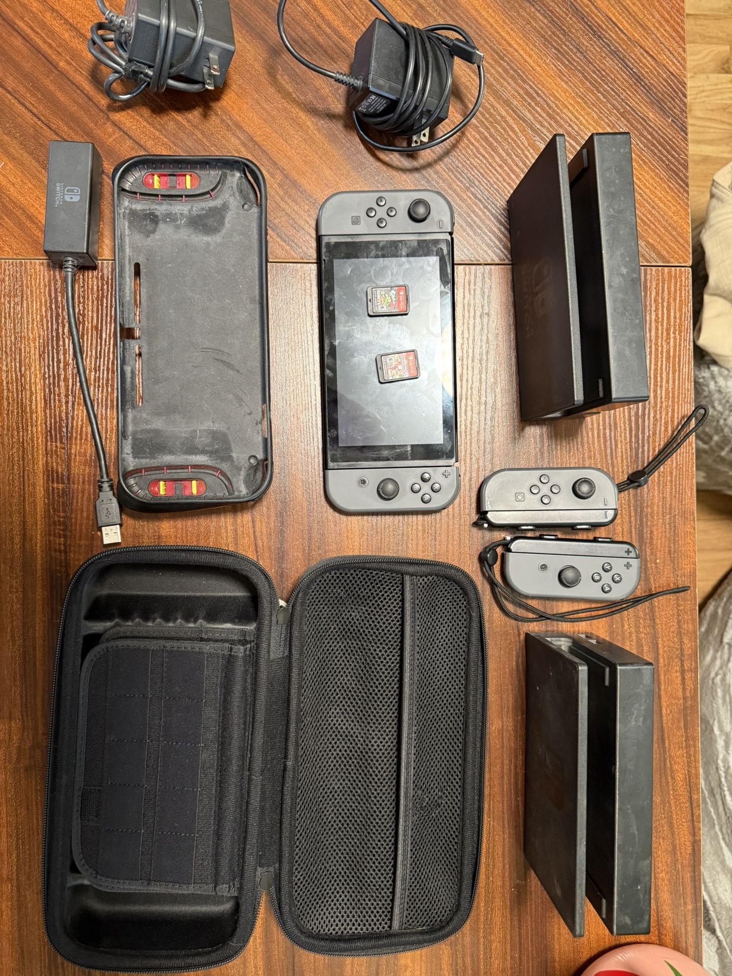 Original Version Switch + Extra Dock, Joycons, Case, Charger, Adapter, Mario Kart And Splatoon 2