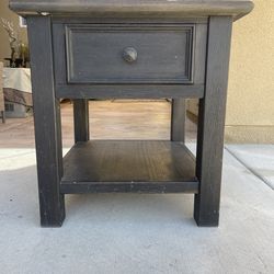 Living room end table