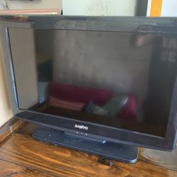 26” Flatscreen Tv
