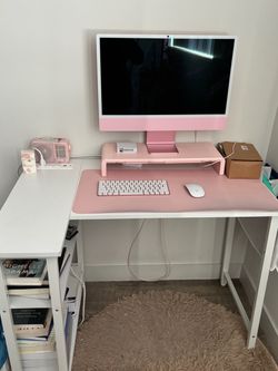 Desk & Chair
