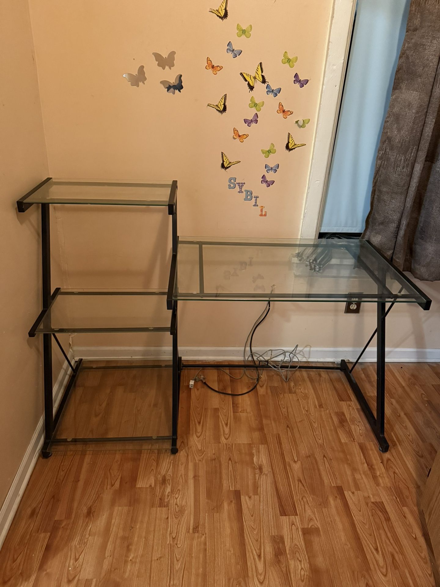 Desk furniture