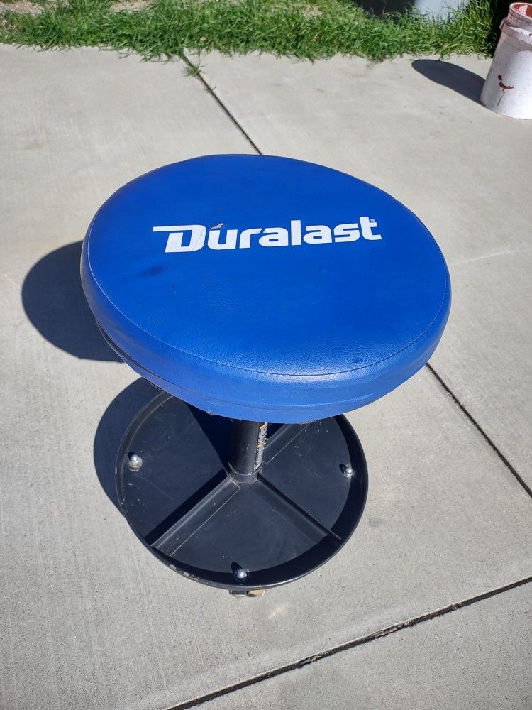 Pneumatic Creeper Seat Duralast