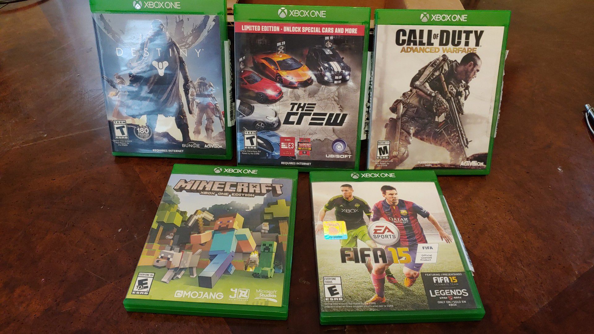 Xbox ONE games. Destiny, the crew, call of duty advance warfare, Minecraft, FIFA 15