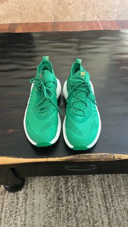 SIZE 12 Under Armor NOTRE DAME Basketball Shoes