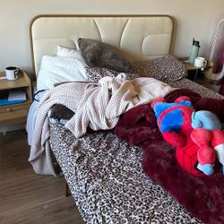 Bed Frame Or Mattress 