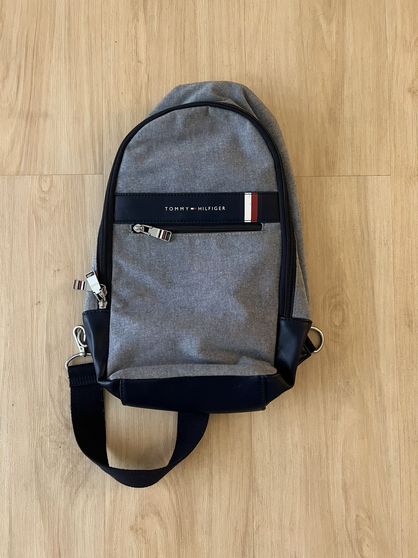 Tommy Hilfiger Crossbody Mini Backpack