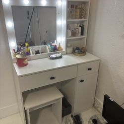 Make a vanity Classy For Kids Teens Or Adults Make Up Vanity