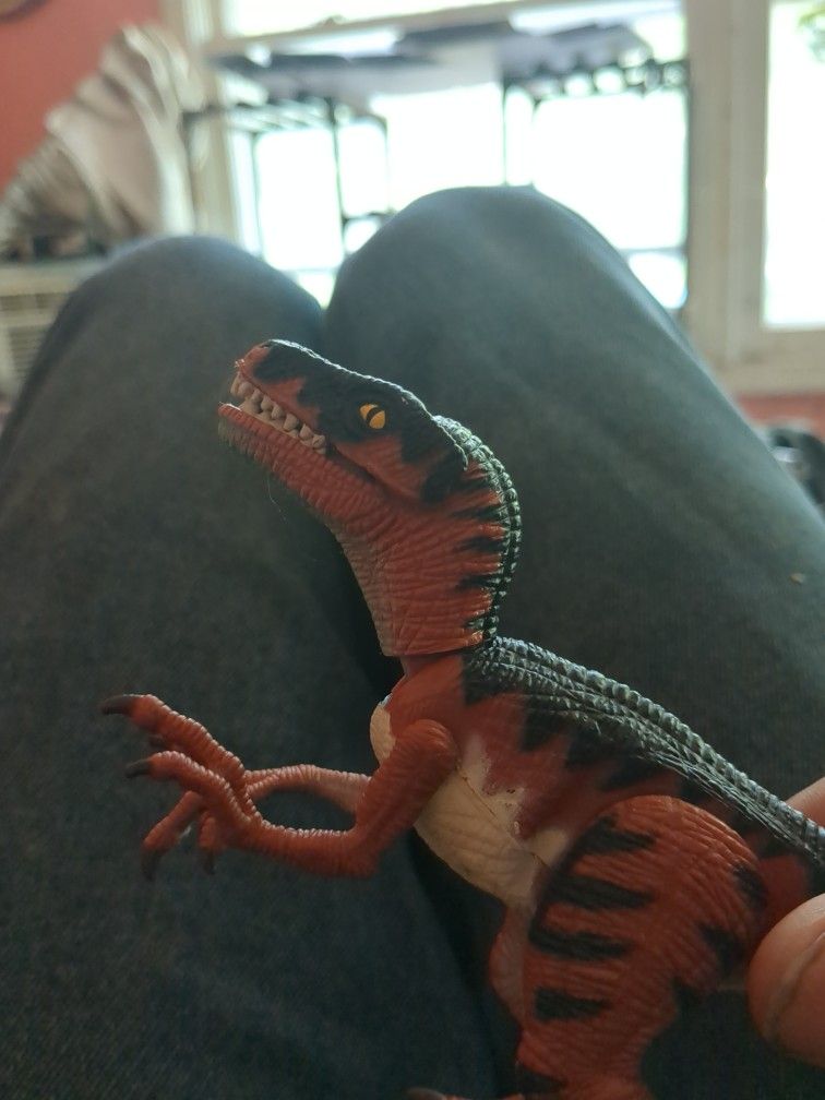 1997 Kenner Jurassic Park The Lost World Velociraptor