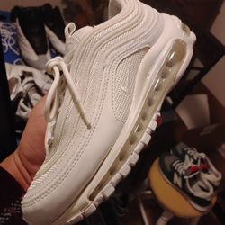 Triple White AIRMAX 97 SIZE 5.5 Y 