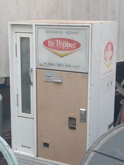 Vintage Dr.Pepper Vending Machine