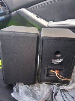 Micca bookshelf speakers