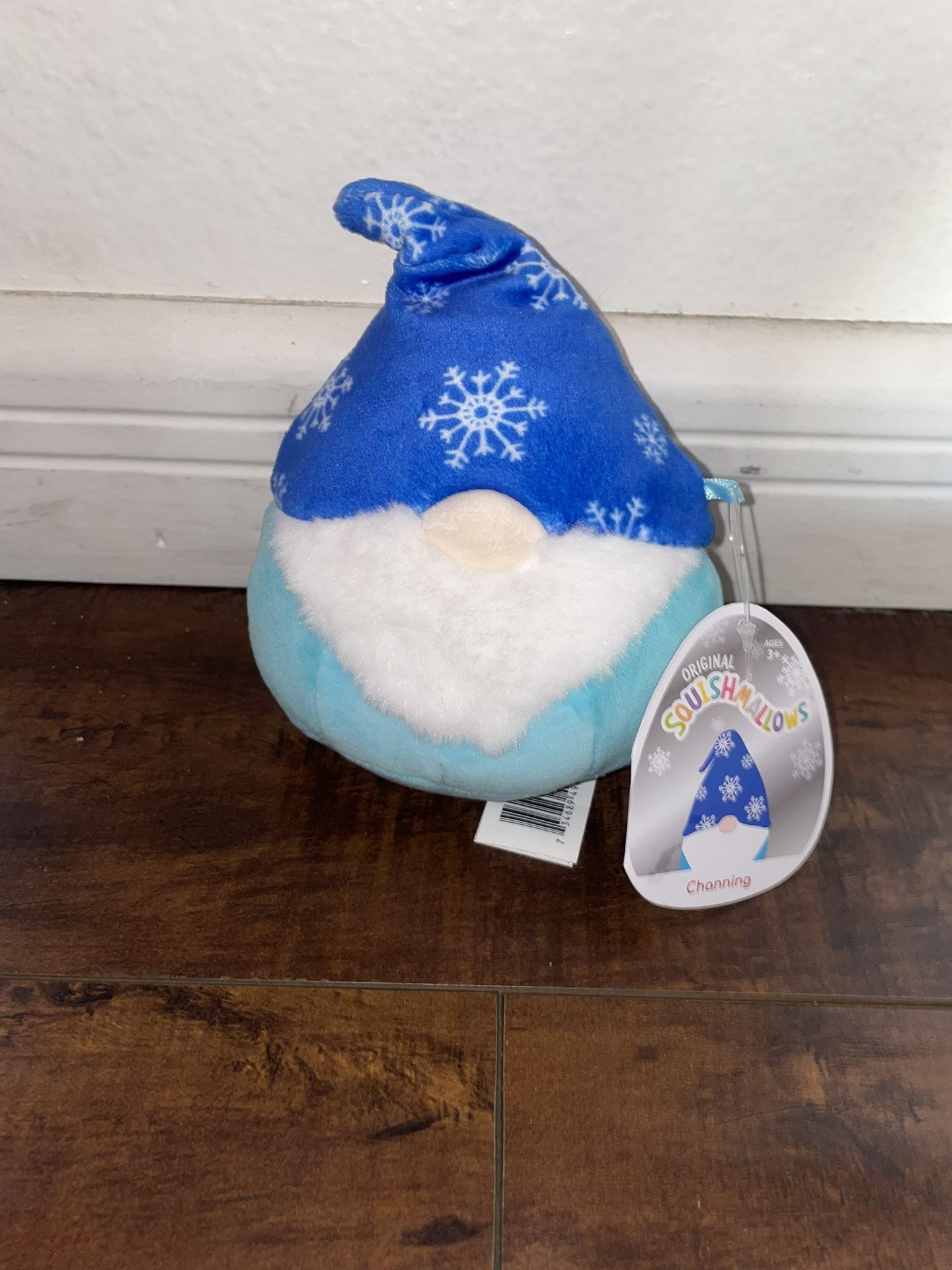 HOLIDAY PLUSH SQUISHMALLOW