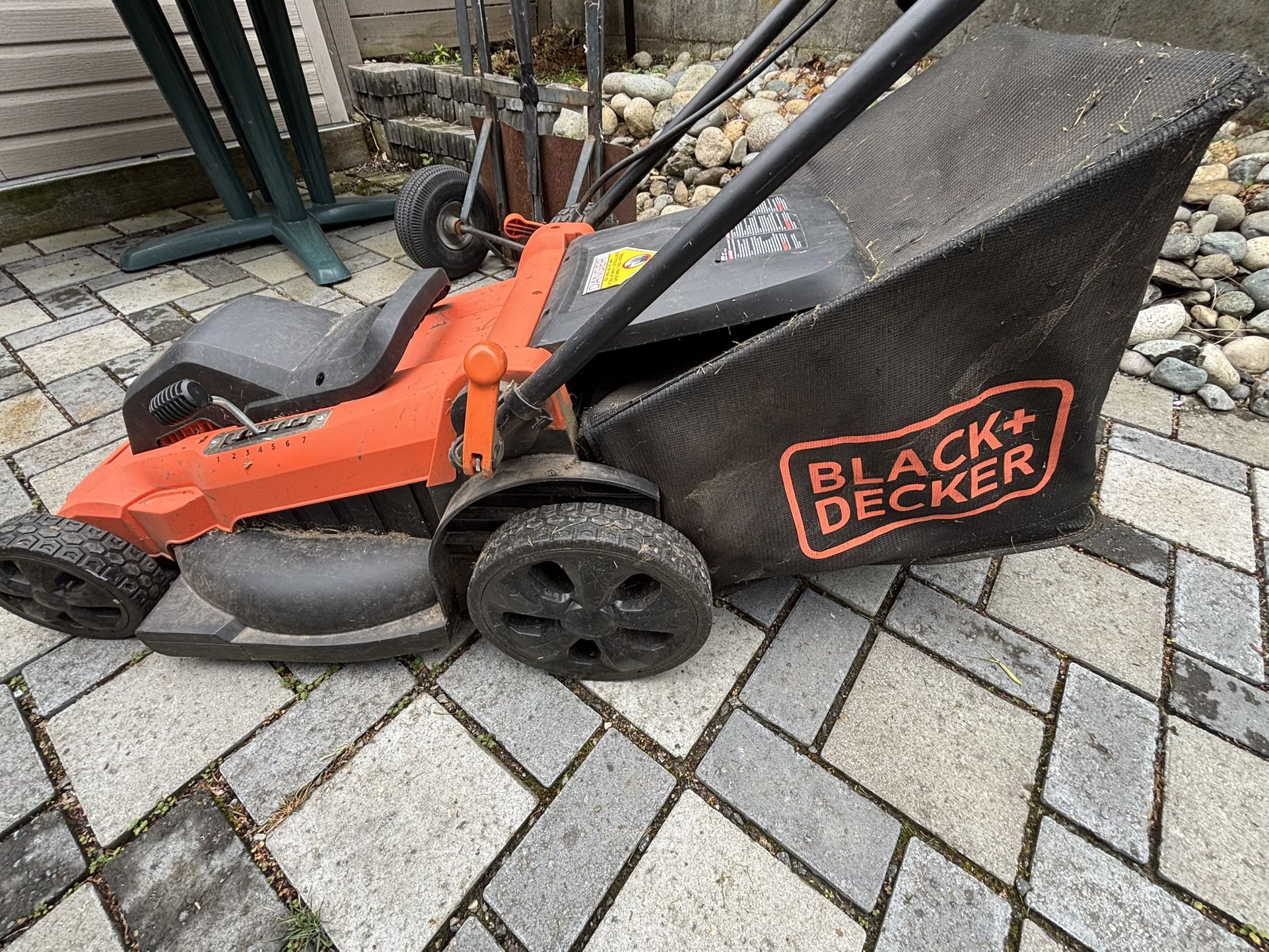 Electric Corded Lawn Mower