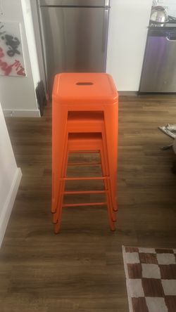 Chairs/ stool