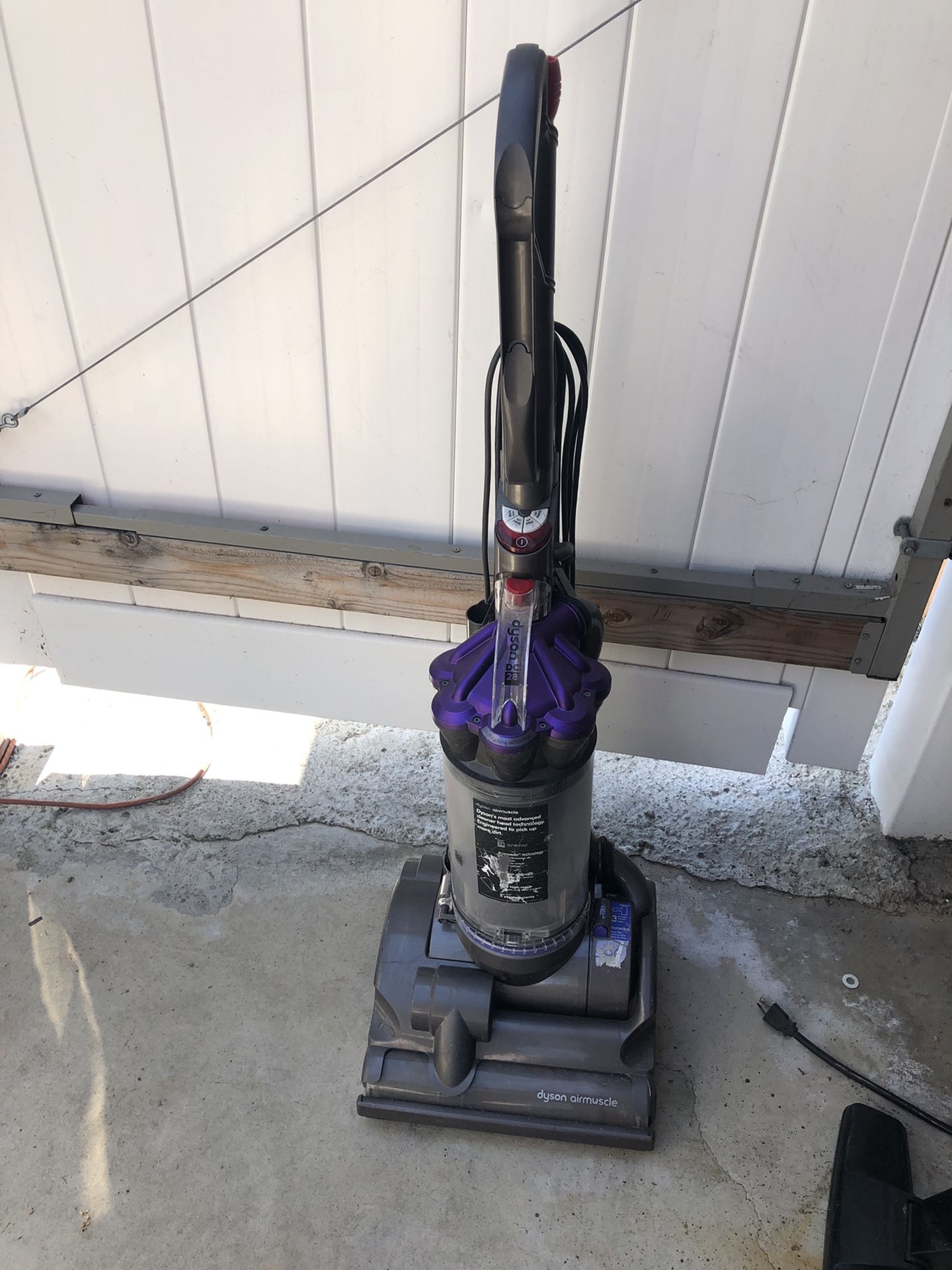 Like New Dyson Vacuum Tested Works Perfectly when you come ill fully test it for you