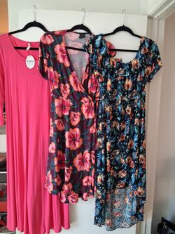 3 nice dresses like new