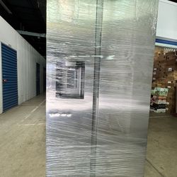 🔥 Samsung Stainless Steel Side-by-Side Refrigerator – Discounted🔥 Brand New – Still Wrapped – Minor Dent on Fro