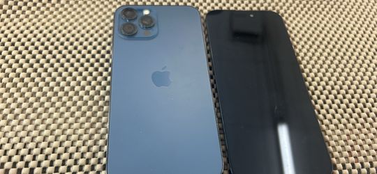 iPhone 12 ProMax screen