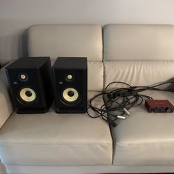 KRK Rokit 5 Pair with Focusrite Solo