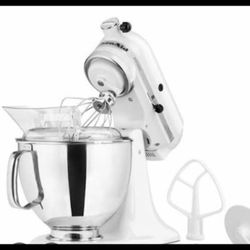 Kitchen Aid Artisan Mixer Excellent 3 Attachments 