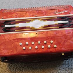 Accordion Camerano 12 Button 