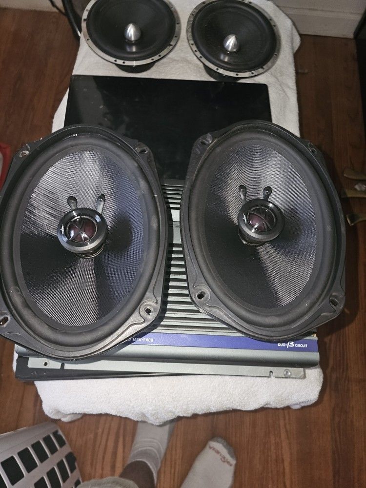 Complete Skar Audio