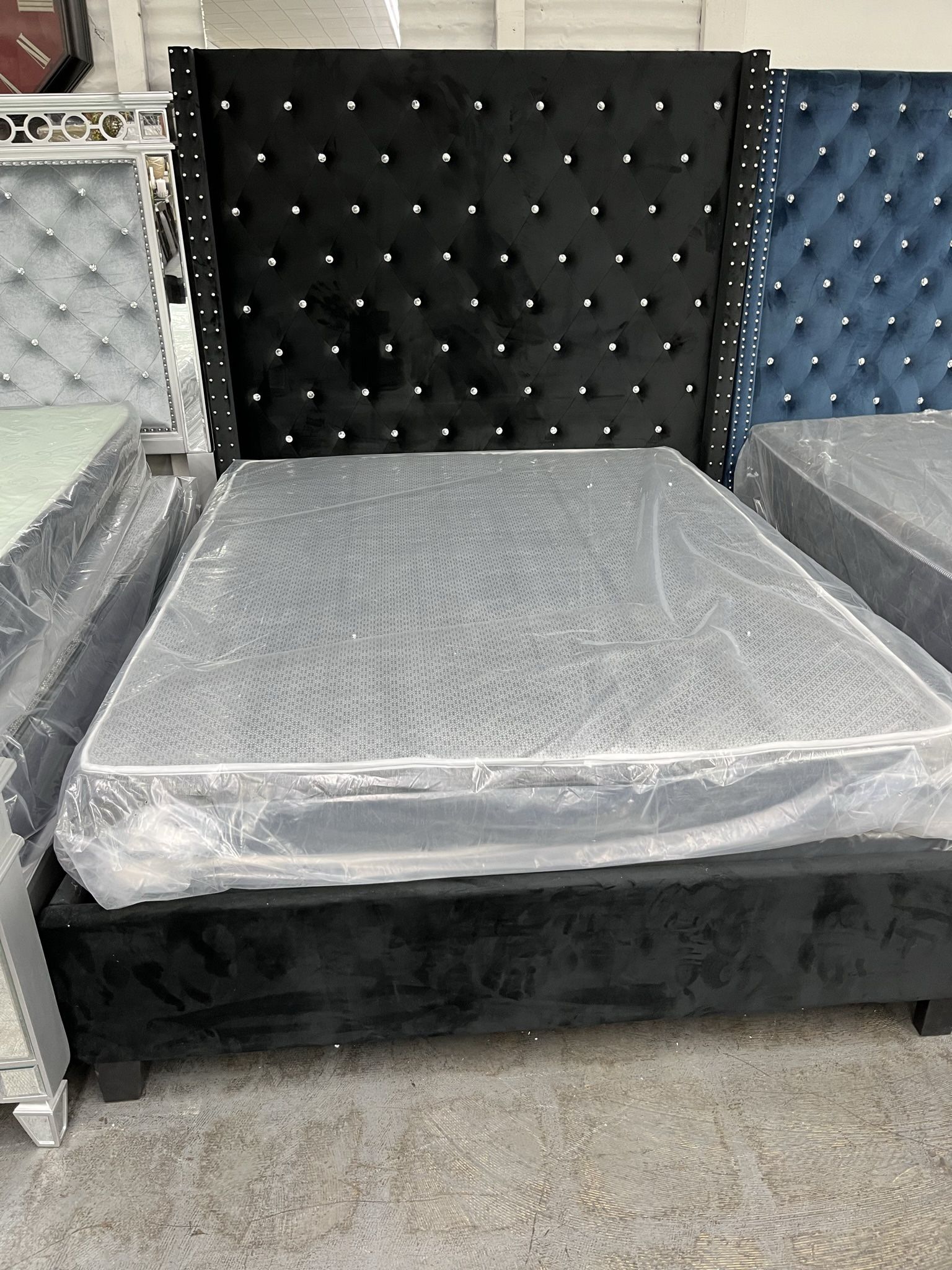 New Queen Bed For $549