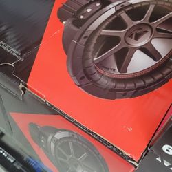Kicker CVR 12"