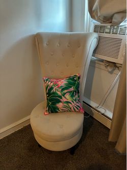 Boutique Chair