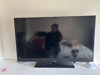 Samsung 50in smart tv w Roku