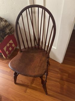 vintage Nichols & Stone mid century spindle bow back cherry wood chair