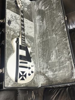 ESP LTD James Hetfield Signature Iron Cross