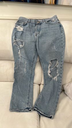 Forever 21 Light Wash Distressed Jeans